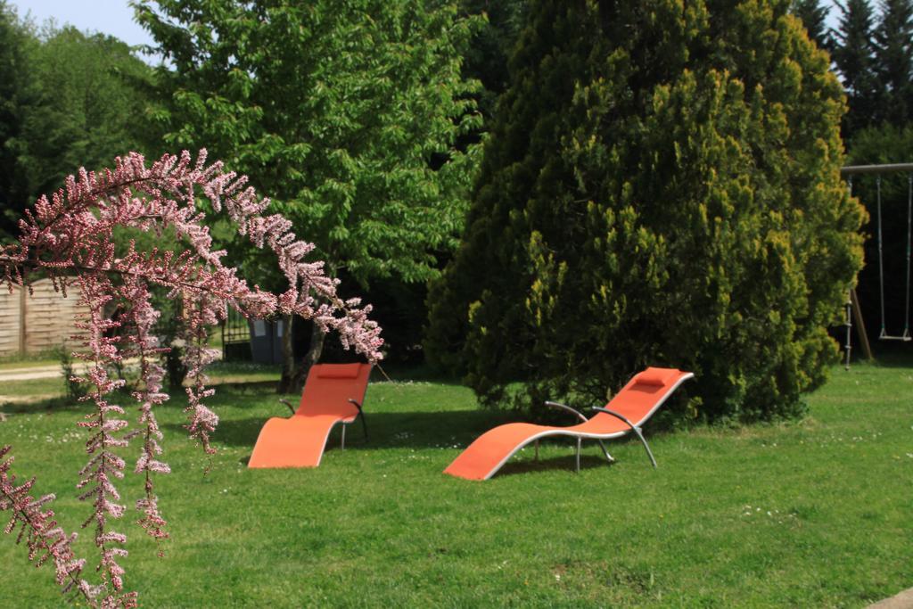 La Maison Du Bonheur Anlhiac Dış mekan fotoğraf